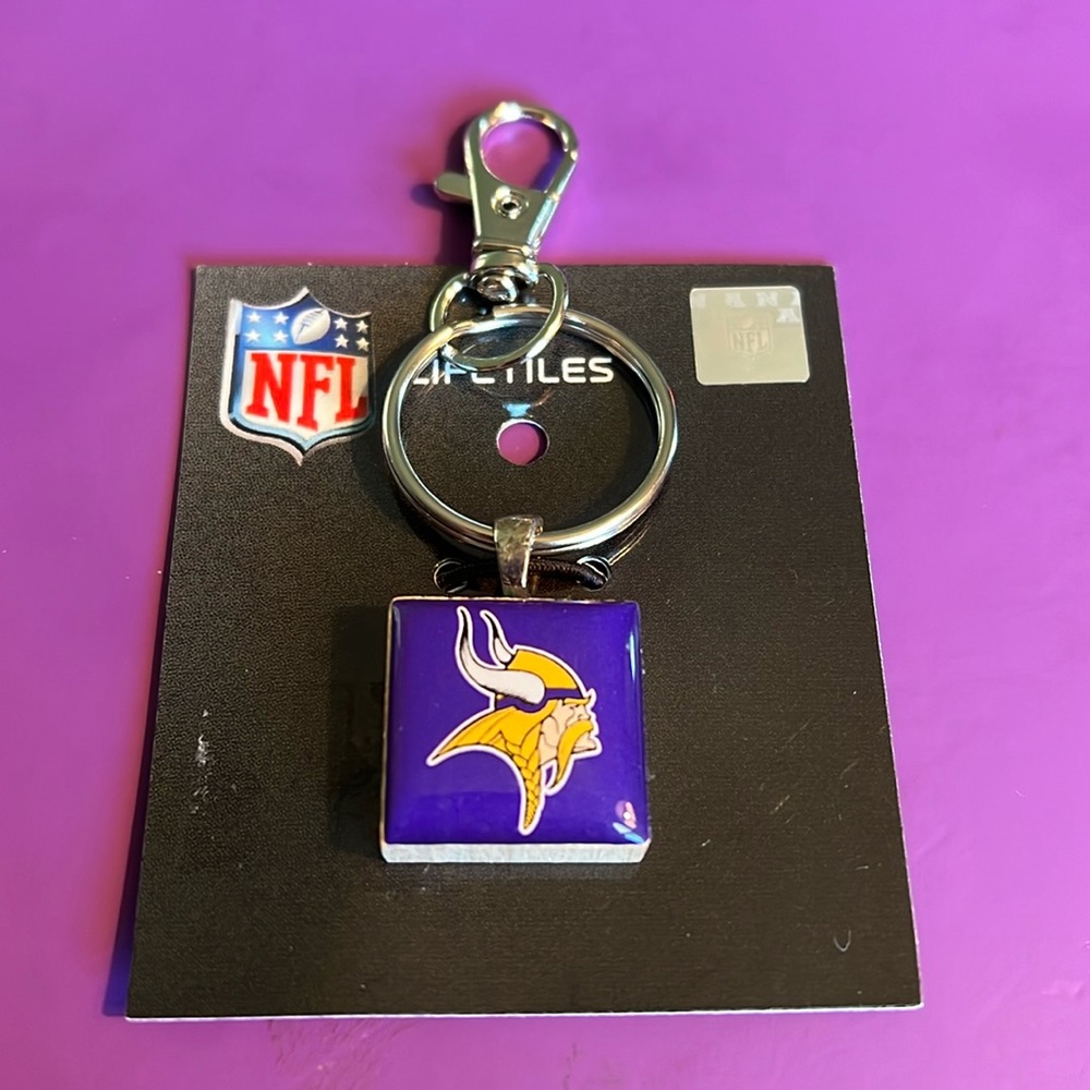 Minnesota Vikings keychain